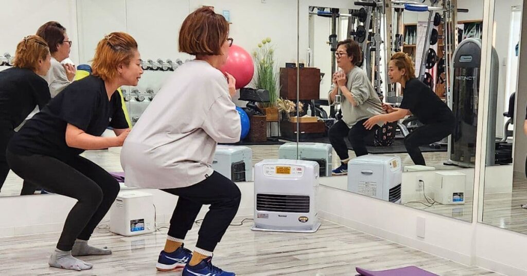 高級コスメより、スクワットは筋肉美容